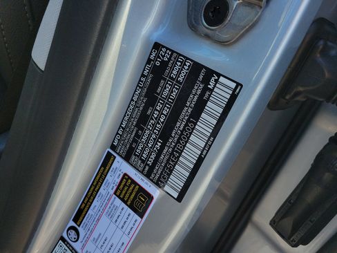 New 2026 Mercedes-Benz GLS 450 4MATIC image 32