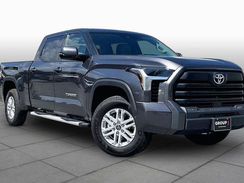 Used 2023 Toyota Tundra SR5 w/ SR5 Premium Package AWD/4WD image 2