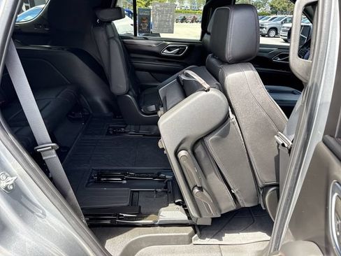 Used 2023 Chevrolet Tahoe RST w/ Luxury Package RWD image 35