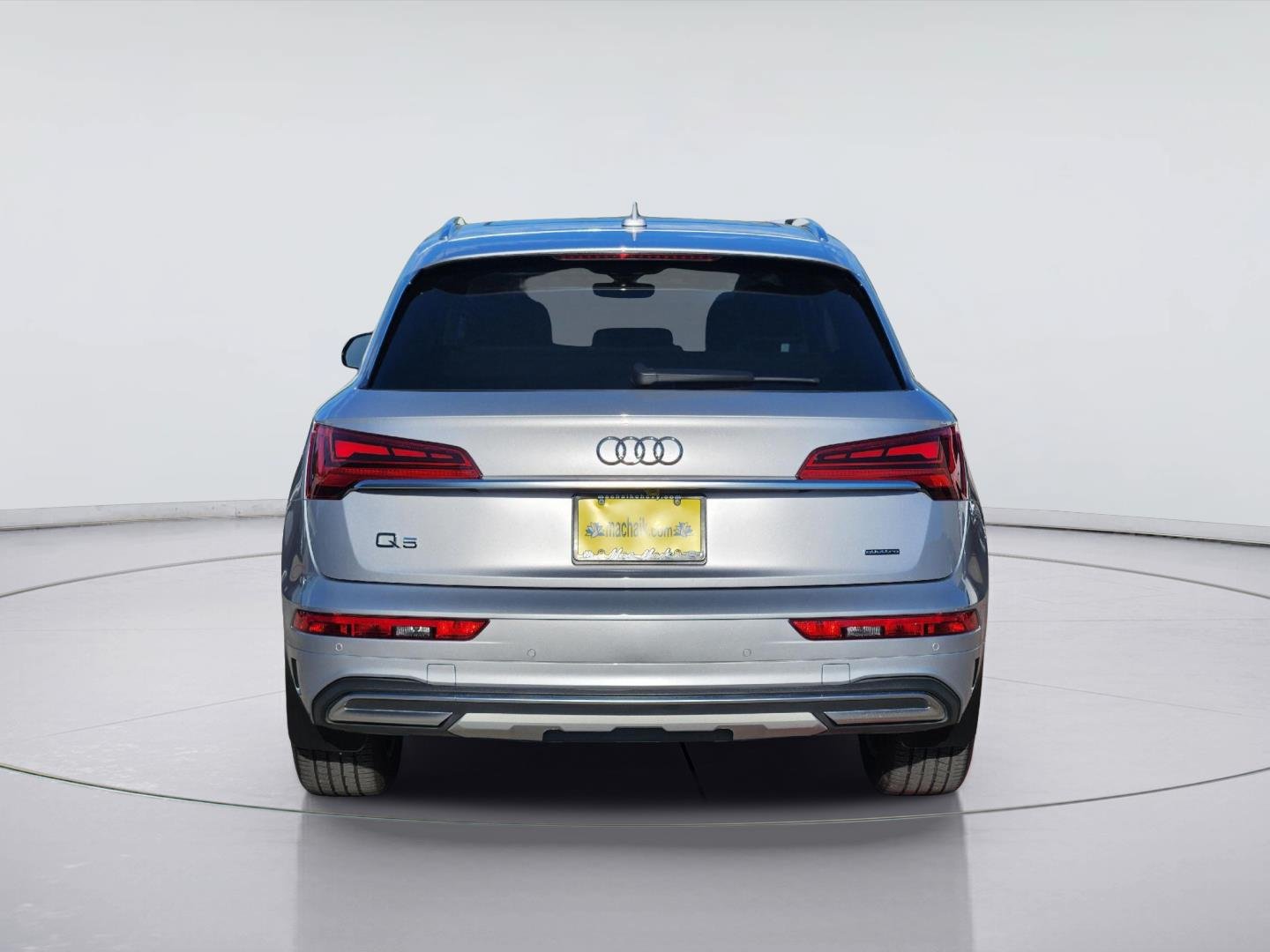 Used 2023 Audi Q5 2.0T Premium Plus w/ Premium Plus Package AWD/4WD image 6