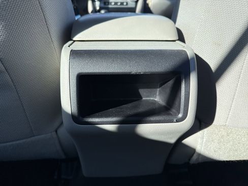 Used 2014 Toyota Camry LE image 23