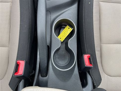 Used 2022 Hyundai Accent Limited image 23