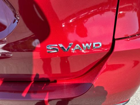 Used 2020 Nissan Rogue SV AWD/4WD image 8