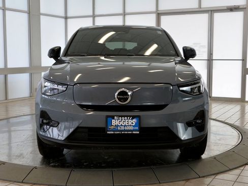 Used 2023 Volvo C40 P8 Recharge Plus image 3