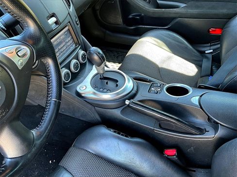 Used 2014 Nissan 370Z Touring w/ Sport Package image 14