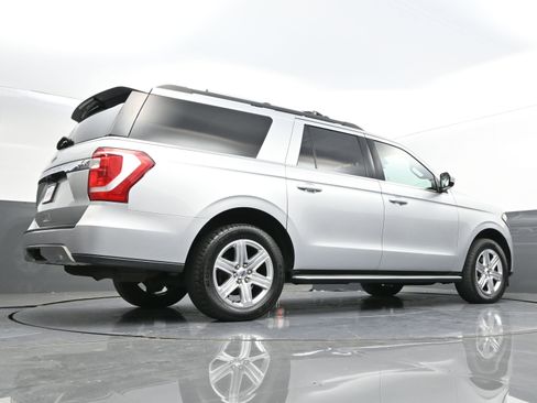 Used 2018 Ford Expedition Max XLT w/ Equipment Group 202A image 46