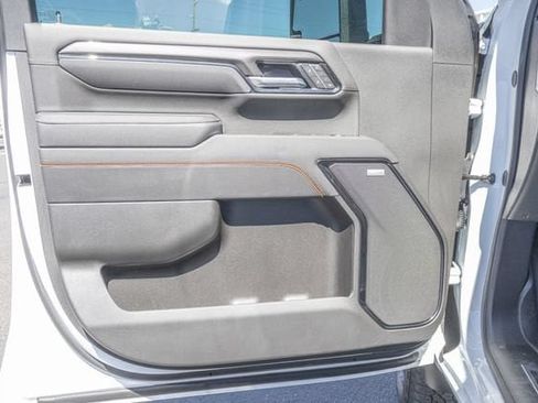 Used 2026 GMC Sierra 2500 AT4 AWD/4WD image 15