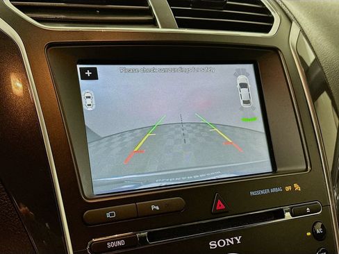 Used 2018 Ford Explorer Limited FWD image 23