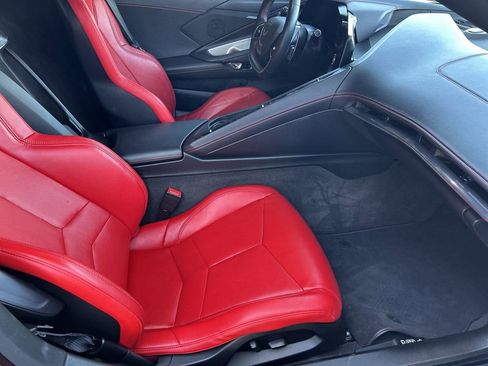 Used 2020 Chevrolet Corvette Stingray Coupe w/ Z51 Performance Package RWD image 9