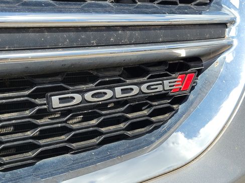 Used 2019 Dodge Grand Caravan SE w/ UConnect Hands-Free Group FWD image 9