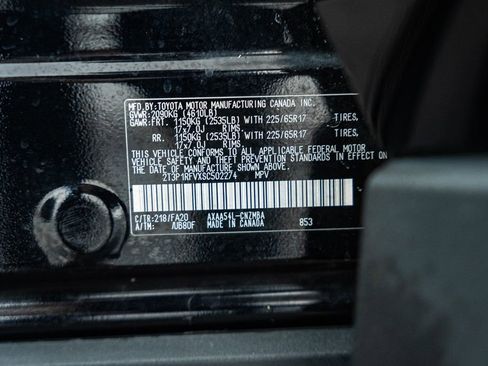 Used 2025 Toyota RAV4 XLE w/ Convenience Package AWD/4WD image 36
