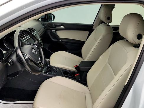 Used 2018 Volkswagen Tiguan SEL FWD image 20