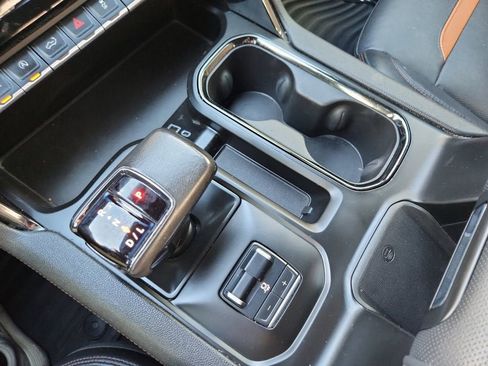 Used 2022 GMC Sierra 1500 AT4 w/ AT4 Preferred Package image 27