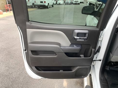 Used 2019 Chevrolet Silverado 2500 W/T image 25