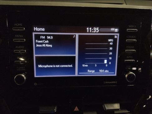 Used 2022 Toyota Camry SE image 25