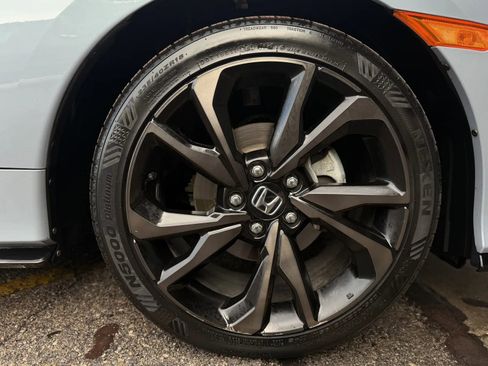 Used 2019 Honda Civic Sport image 37