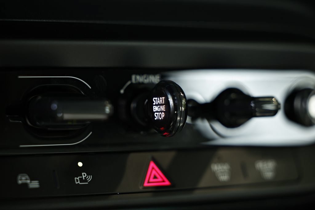 New 2026 MINI Cooper 2-Door Hardtop FWD image 37