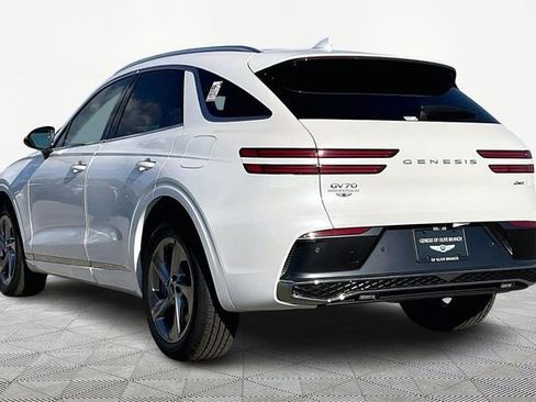 New 2026 Genesis GV70 2.5T image 3
