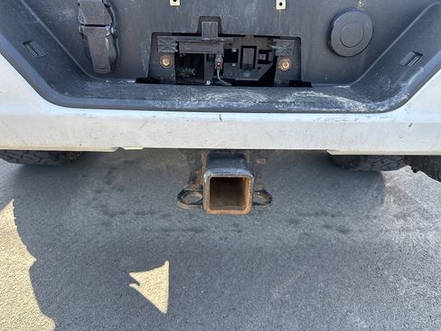 Used 2021 GMC Sierra 2500 SLE w/ SLE Value Package; image 11