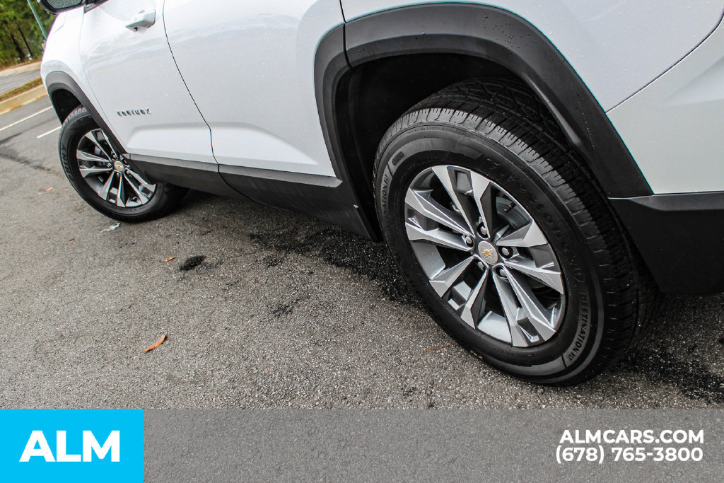 Used 2025 Chevrolet Equinox LT w/ Convenience Package II FWD image 14