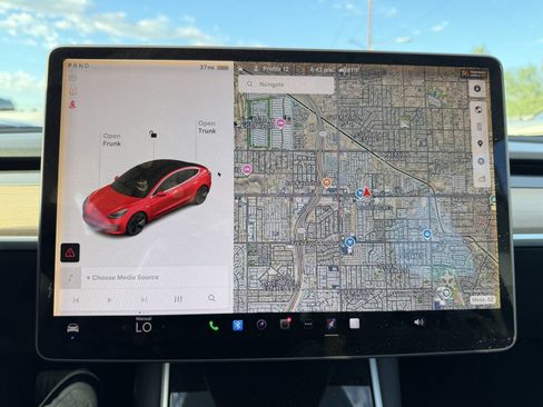 Used 2020 Tesla Model 3 Standard Range Plus image 27