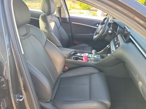 Certified 2026 Genesis G70 2.5T AWD/4WD image 19