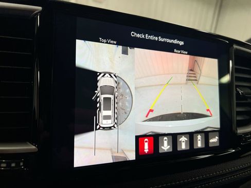 New 2026 Chrysler Pacifica Select image 14