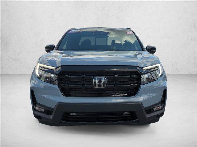Used 2025 Honda Ridgeline Black Edition image 2