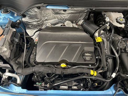 Used 2025 Chevrolet Trax RS w/ Sunroof Package FWD image 25