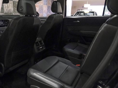 Used 2021 Volkswagen Atlas SEL AWD/4WD image 34