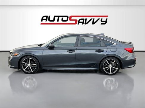 Used 2024 Honda Civic Touring image 4