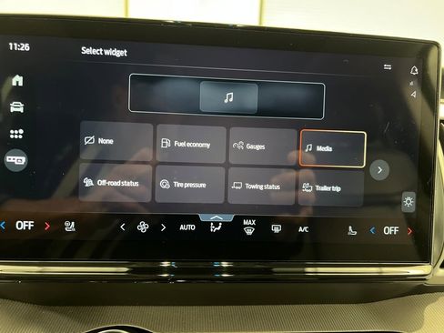 Used 2025 Ford Expedition Max Active image 72