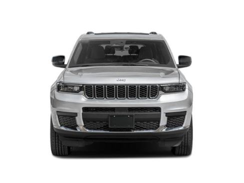 Used 2025 Jeep Grand Cherokee L Limited w/ Trailer Tow Package AWD/4WD image 7