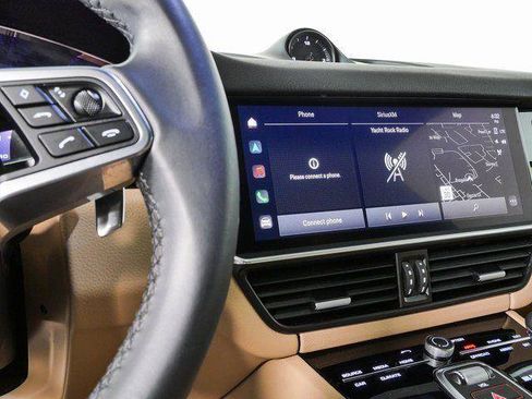 Certified 2023 Porsche Cayenne Platinum Edition AWD/4WD image 13