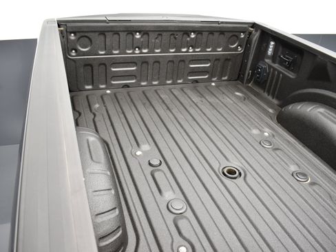 Used 2020 Ford F350 Platinum w/ Tremor Off-Road Package image 43