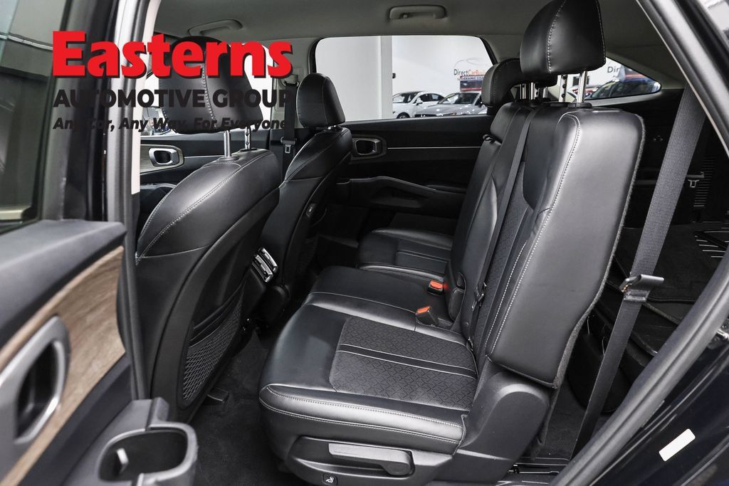 Used 2022 Kia Sorento S AWD/4WD image 21