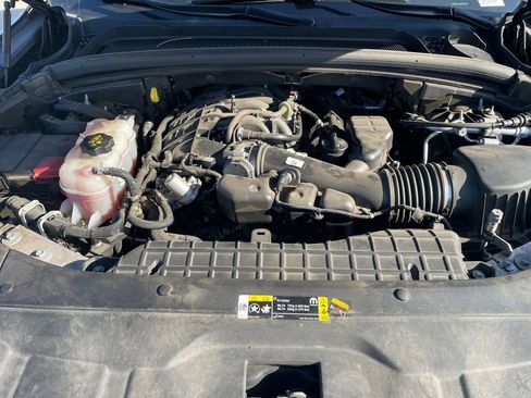 Used 2021 Jeep Grand Cherokee L Laredo image 32