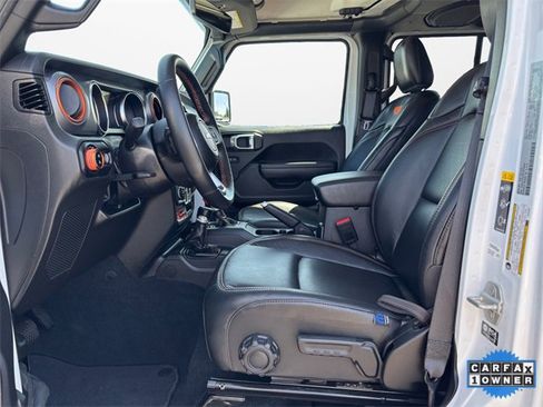 Used 2023 Jeep Gladiator Mojave w/ Safety Group image 9