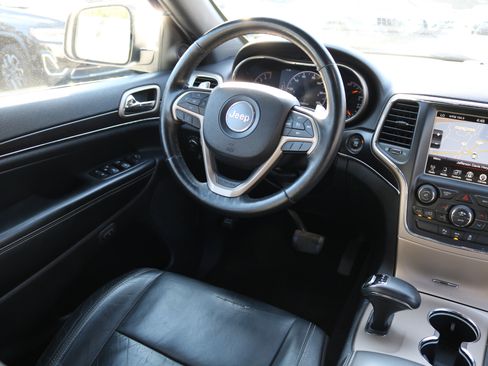 Used 2014 Jeep Grand Cherokee Limited image 38