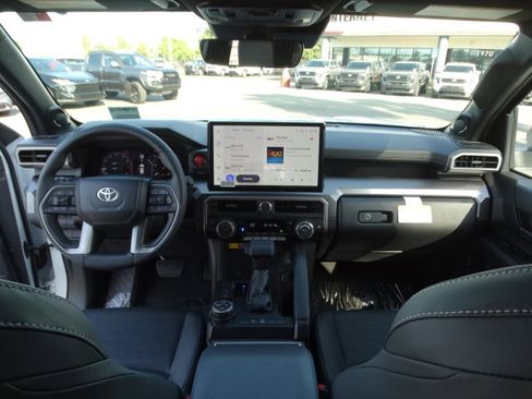 New 2026 Toyota 4Runner TRD Off-Road Premium AWD/4WD image 15