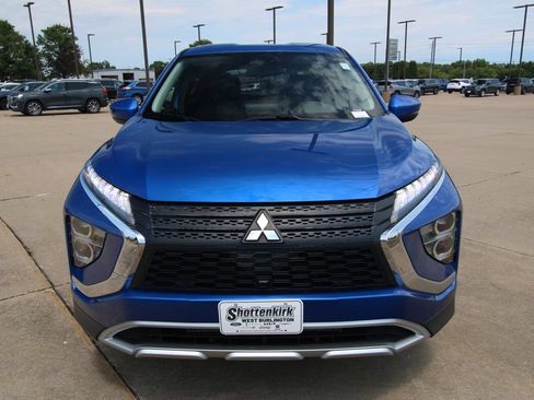 Used 2024 Mitsubishi Eclipse Cross SE AWD/4WD image 2