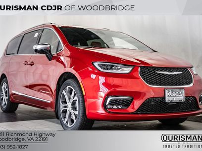 New 2026 Chrysler Pacifica Pinnacle