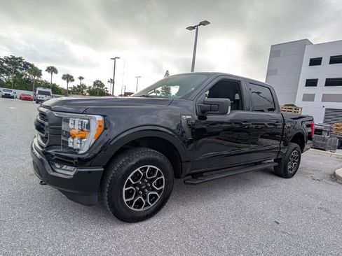 Certified 2022 Ford F150 XLT w/ Equipment Group 302A High image 4