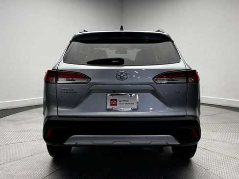 Used 2025 Toyota Corolla Cross LE FWD image 38
