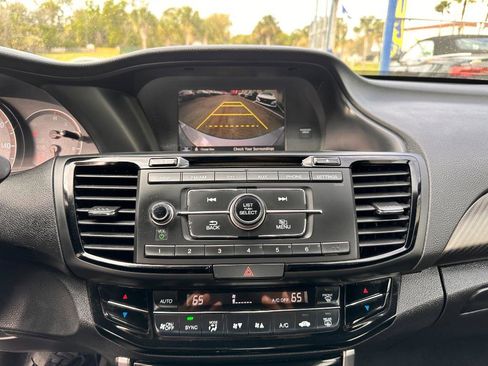 Used 2016 Honda Accord Sport image 12