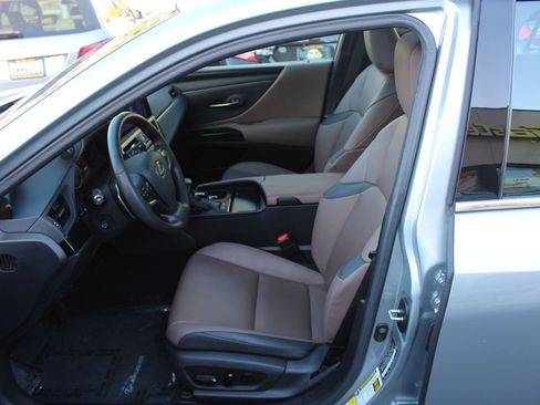Used 2023 Lexus ES 300h w/ Premium Package FWD image 19