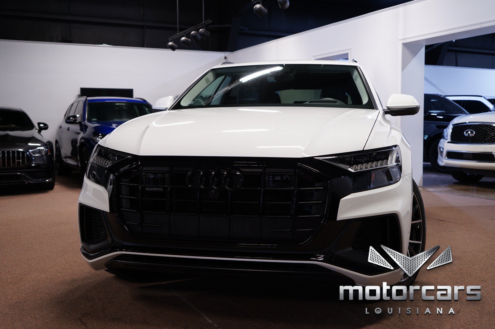 Used 2023 Audi Q8 Prestige AWD/4WD image 1