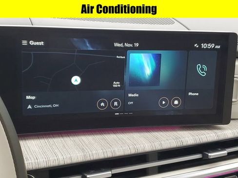 Used 2024 Hyundai Santa Fe Calligraphy image 18