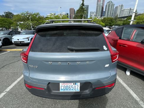 Used 2022 Volvo XC40 P8 Recharge Ultimate AWD/4WD image 5