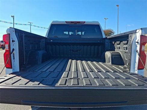 Used 2025 Chevrolet Silverado 1500 ZR2 w/ Technology Package image 30